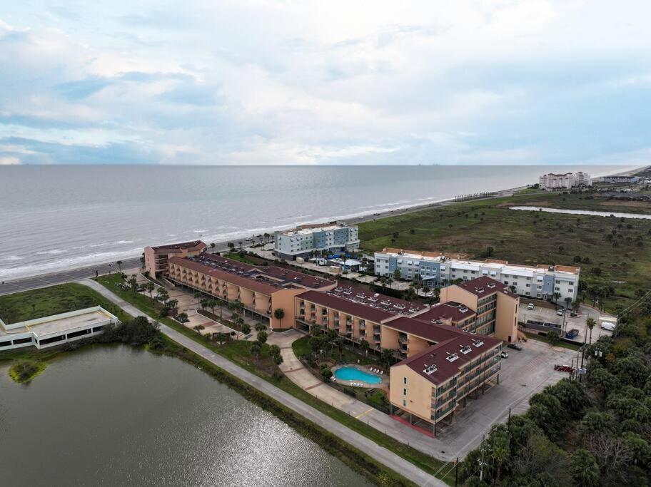 Baca Beach Escape I - 3 Pools - Pet Friendly Galveston Buitenkant foto