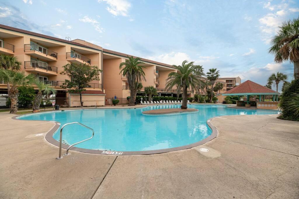 Baca Beach Escape I - 3 Pools - Pet Friendly Galveston Buitenkant foto